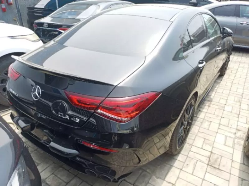 Mercedes-Benz CLA 45 AMG