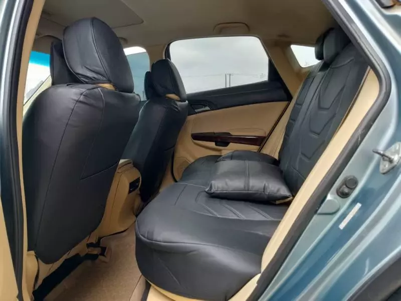 Honda Crosstour   - 2010