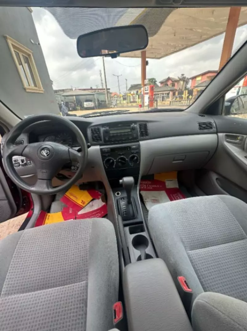 Toyota Corolla   - 2007