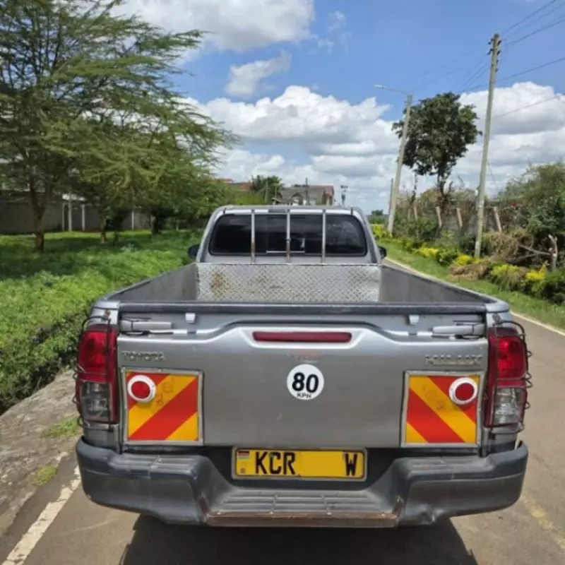 Toyota Hilux   - 2018