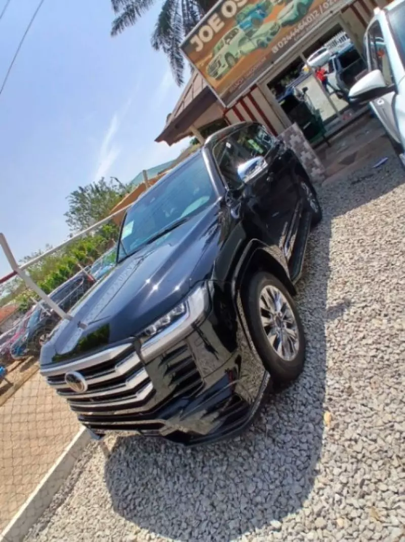 Toyota Land Cruiser VX