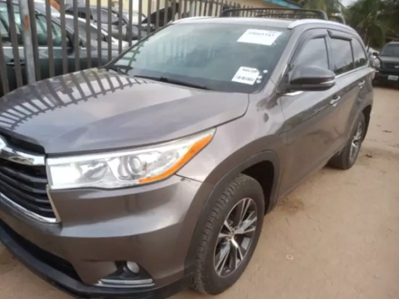 Toyota Highlander - 2016