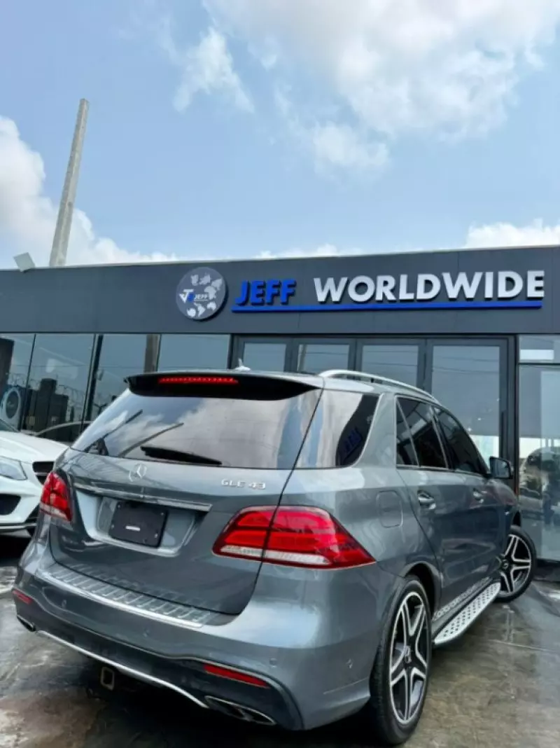 Mercedes-Benz GLE 43 AMG   - 2017