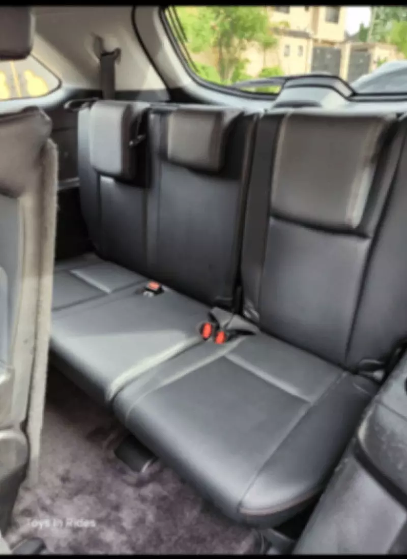 Toyota Highlander   - 2014