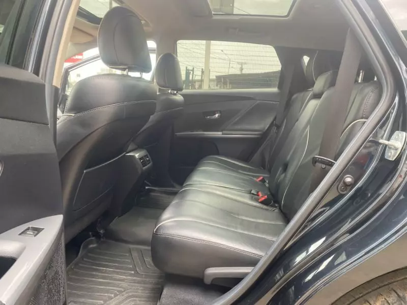 Toyota Venza   - 2014