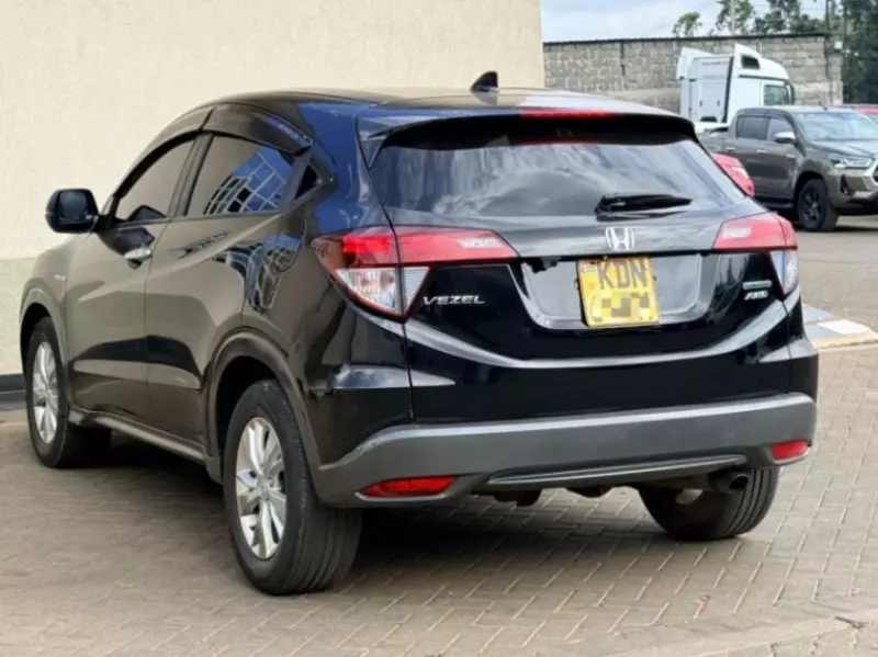 Honda Vezel    - 2017