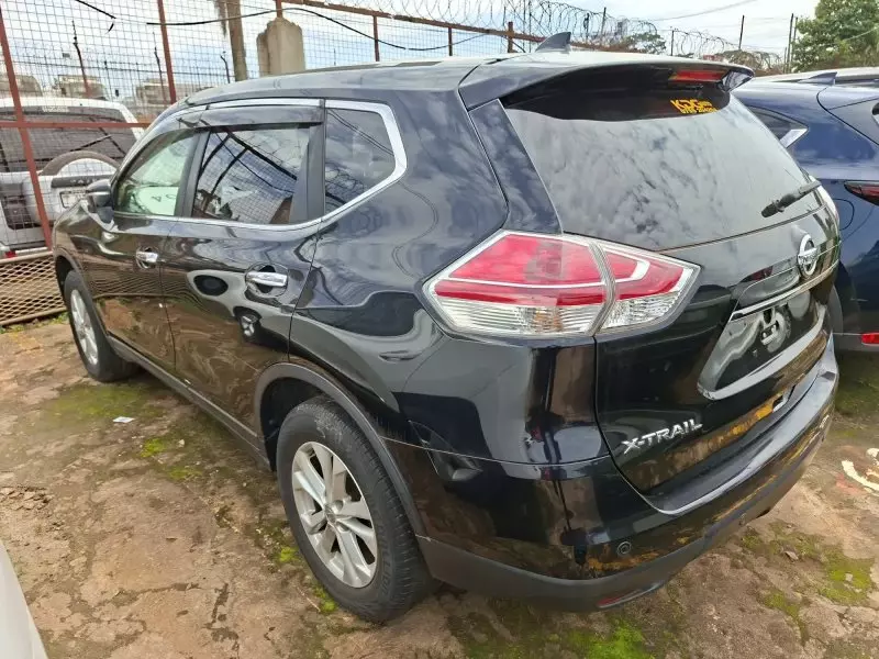 Nissan X-Trail   - 2016