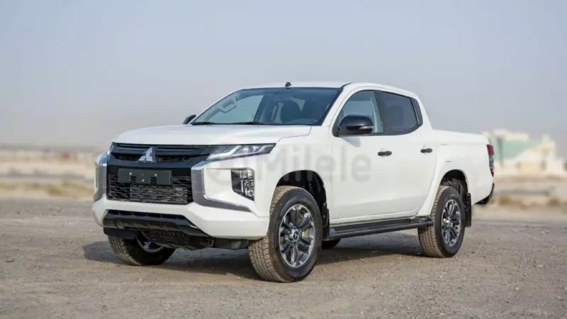 Mitsubishi L200   - 2024