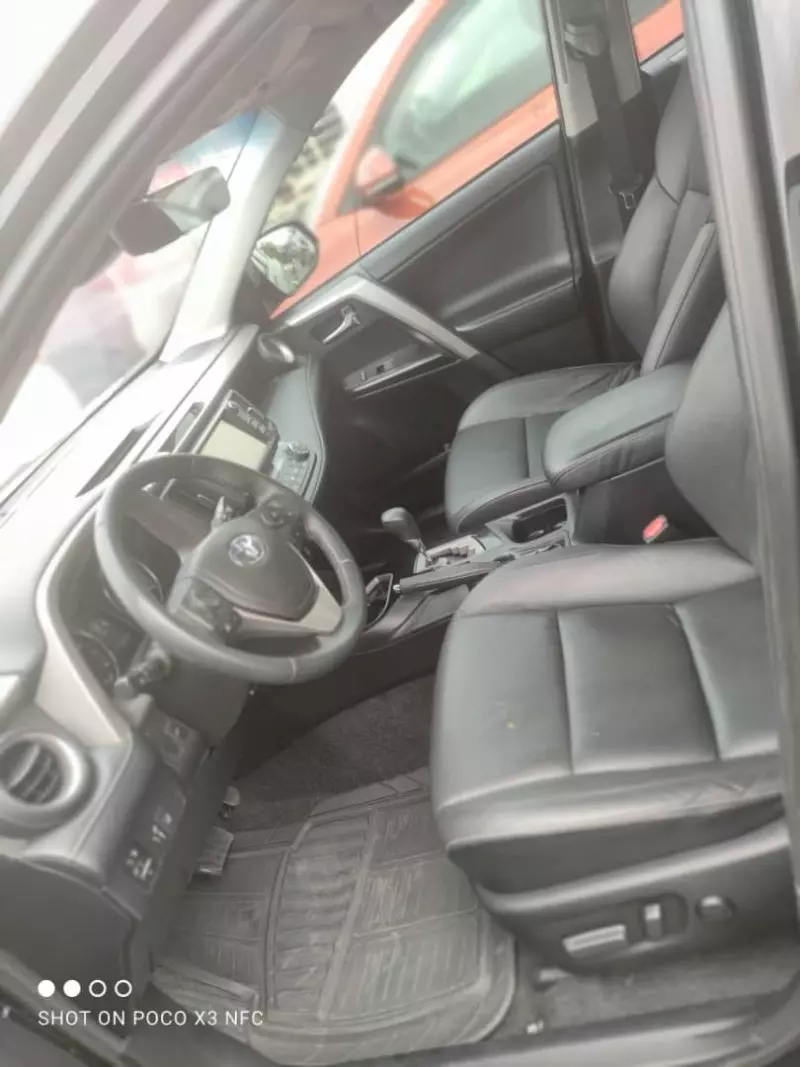 Toyota RAV 4   - 2018
