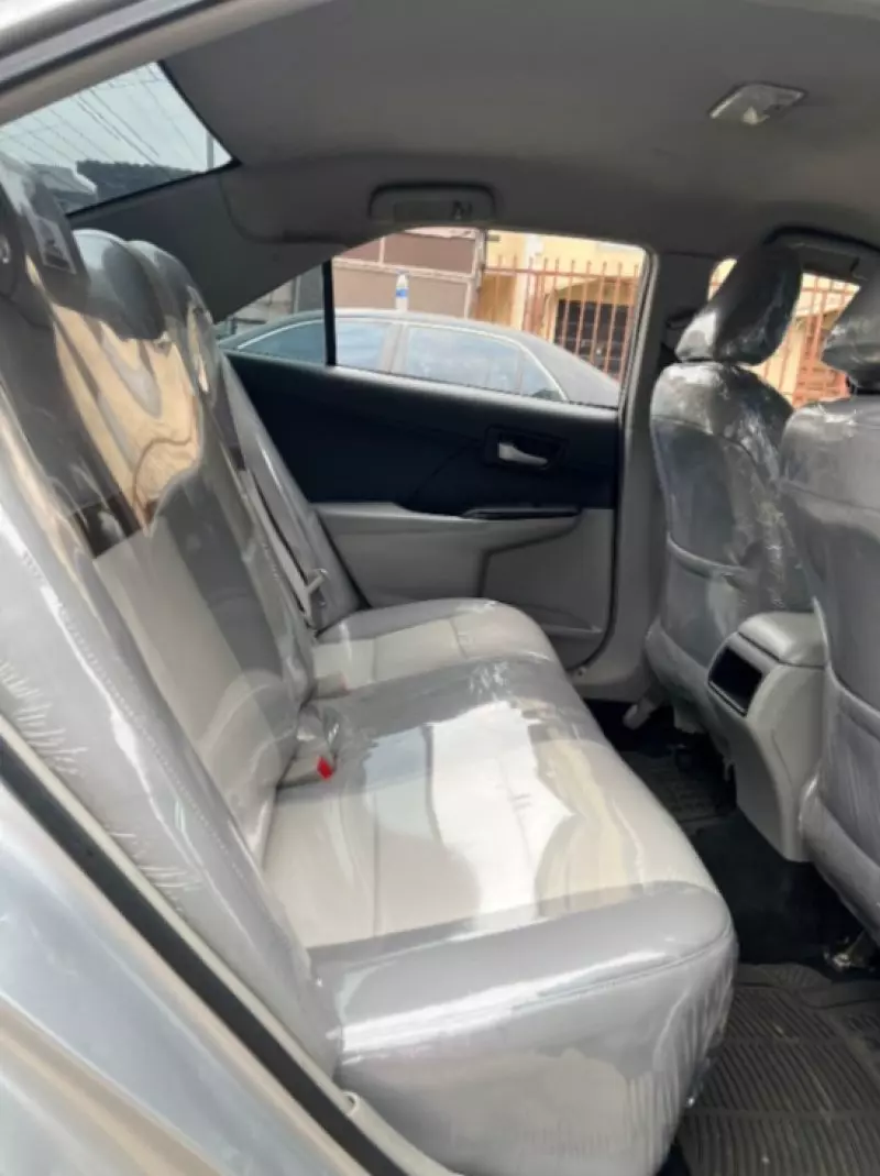 Toyota camry   - 2014