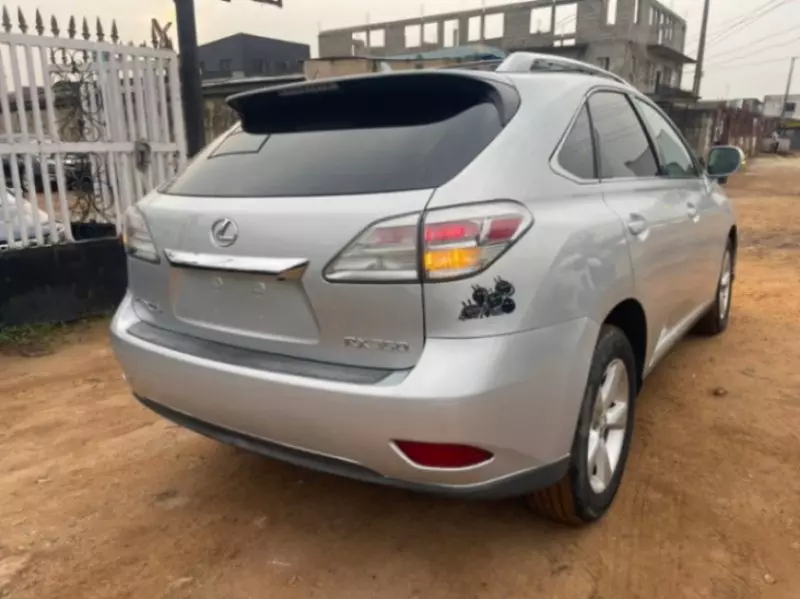 Lexus RX - 2010