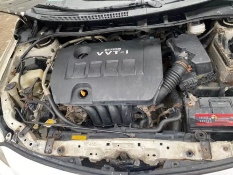 Toyota Corolla   - 2010