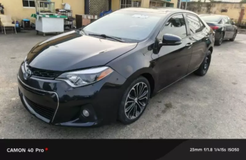 Toyota Corolla   - 2015
