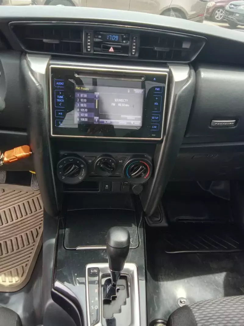 Toyota Camry   - 2015