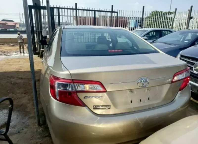 Toyota Camry   - 2007