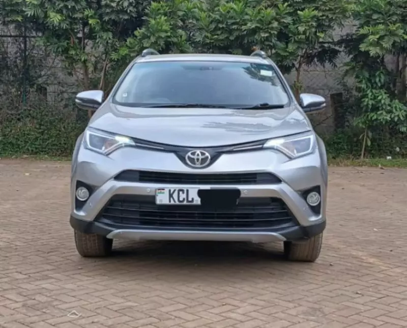 Toyota RAV 4   - 2017