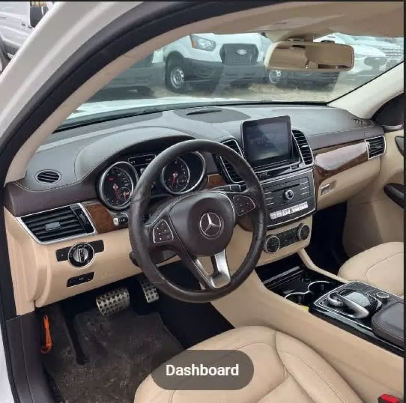 Mercedes-Benz GLE 400   - 2017