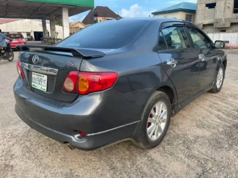 Toyota Corolla Sport   - 2010