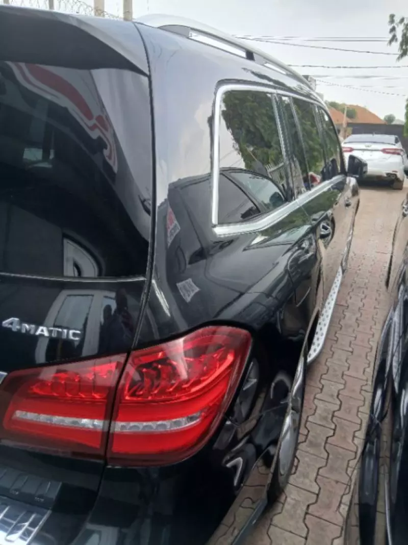 Mercedes-Benz GLS 450 - 2017