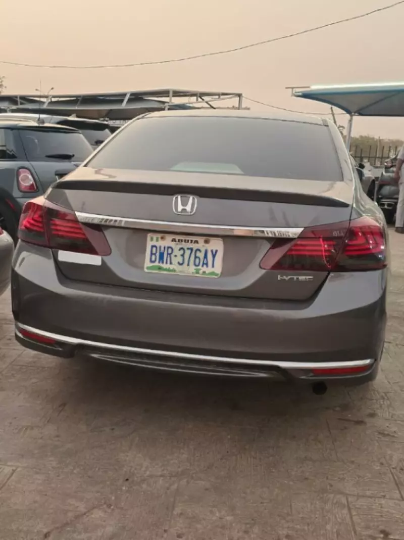 Honda Accord   - 2013