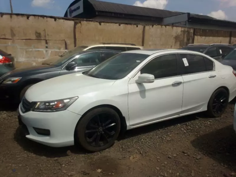 Honda Accord   - 2014