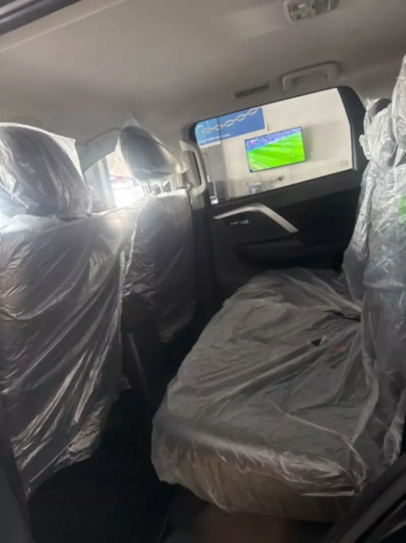 Mitsubishi Pajero Sport   - 2025