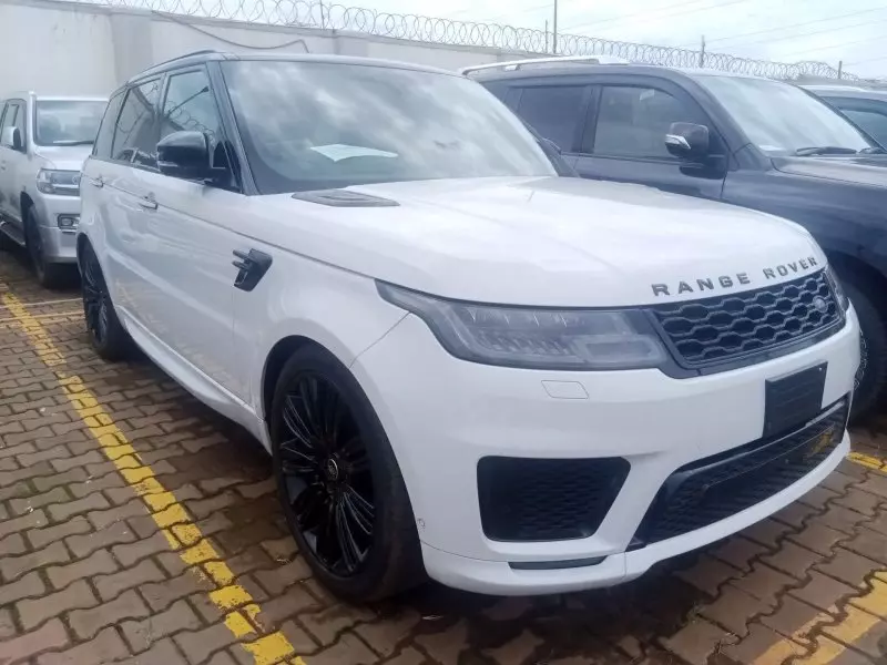 Land Rover Range Rover Sport   - 2019