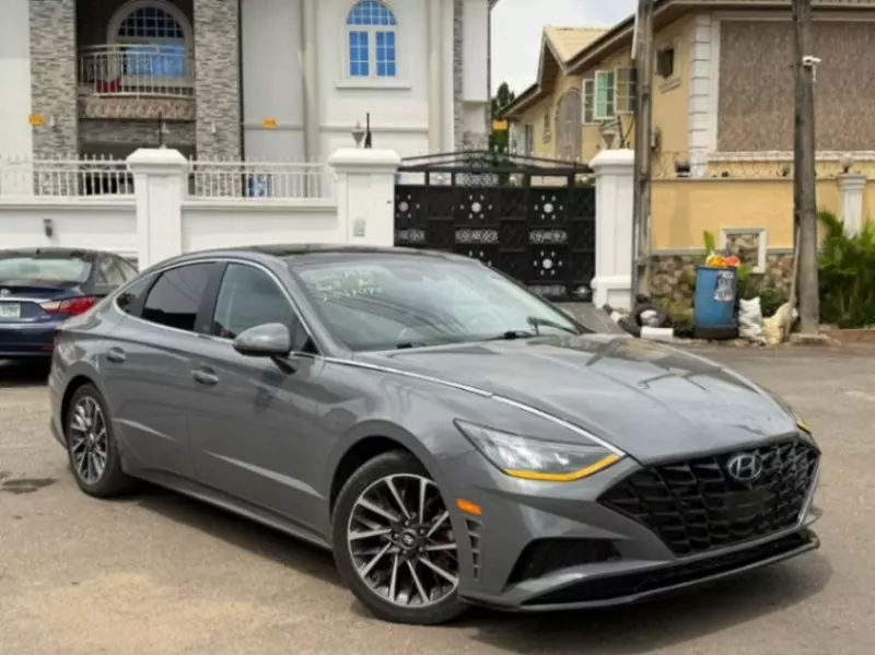 Hyundai Sonata   - 2020