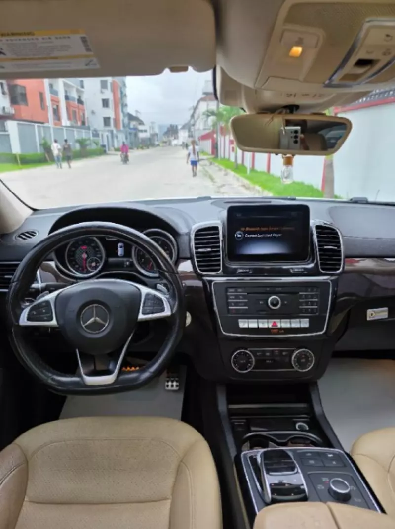 Mercedes-Benz GLE 43 AMG   - 2017