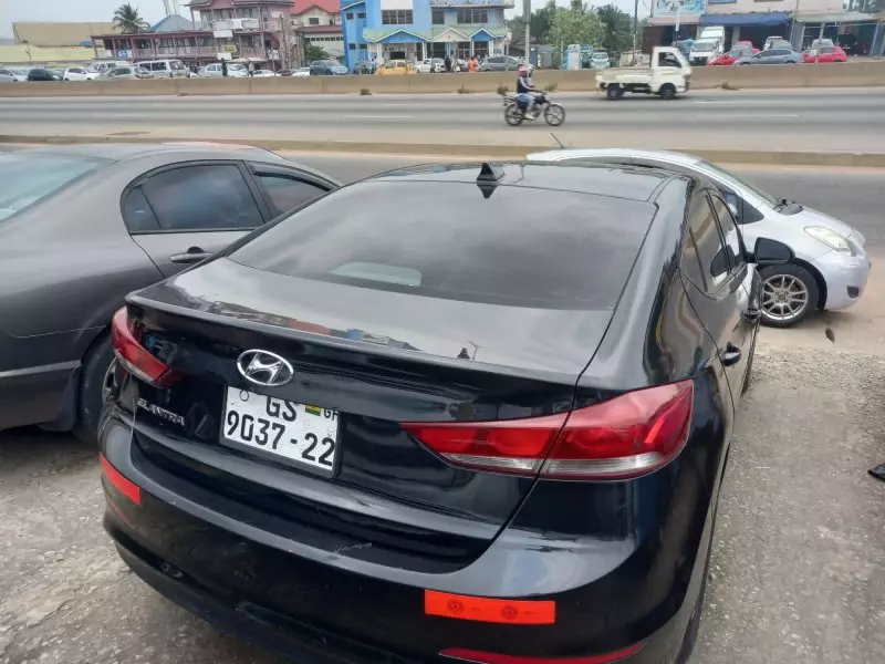 Hyundai Elantra   - 2017