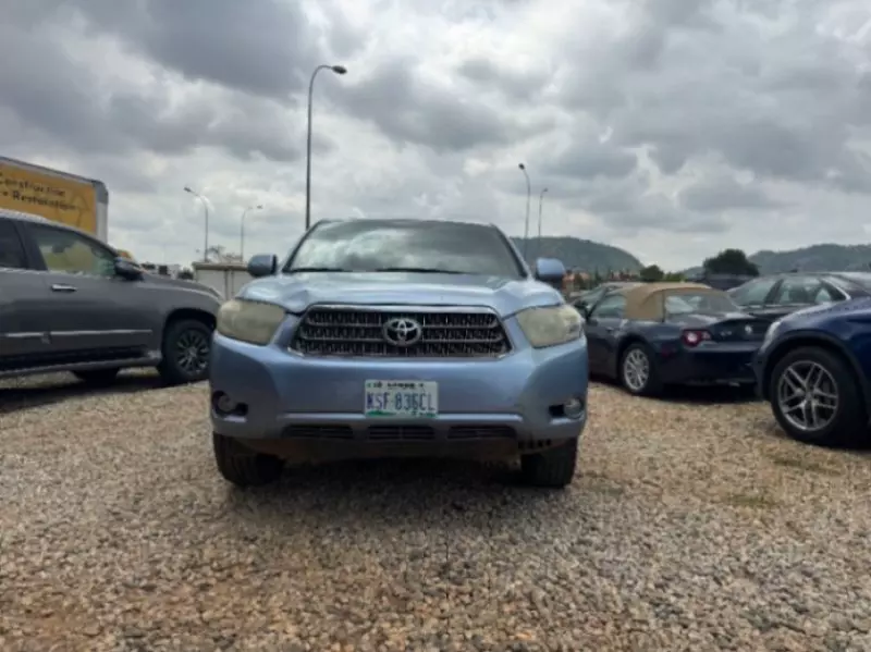 Toyota Highlander   - 2009