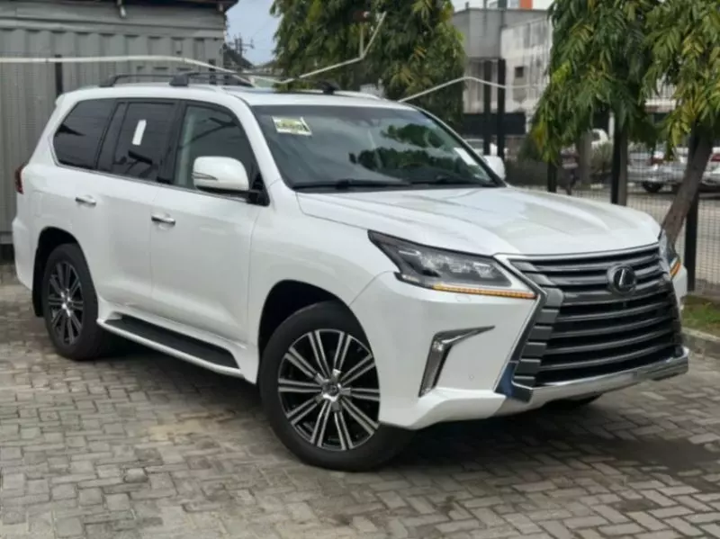 Lexus LX 570