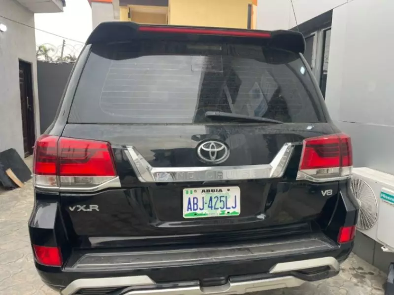 TOYOTA LANDCRUISER GR-S   - 2009