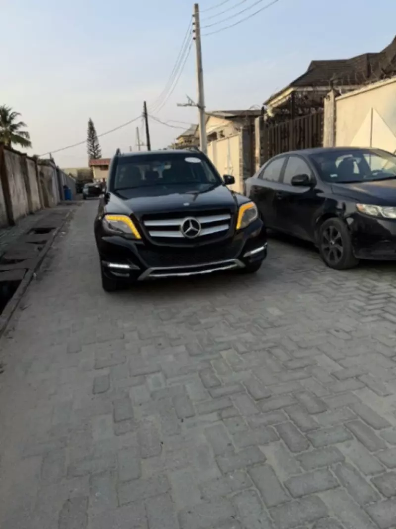 Mercedes-Benz GLK 350   - 2015