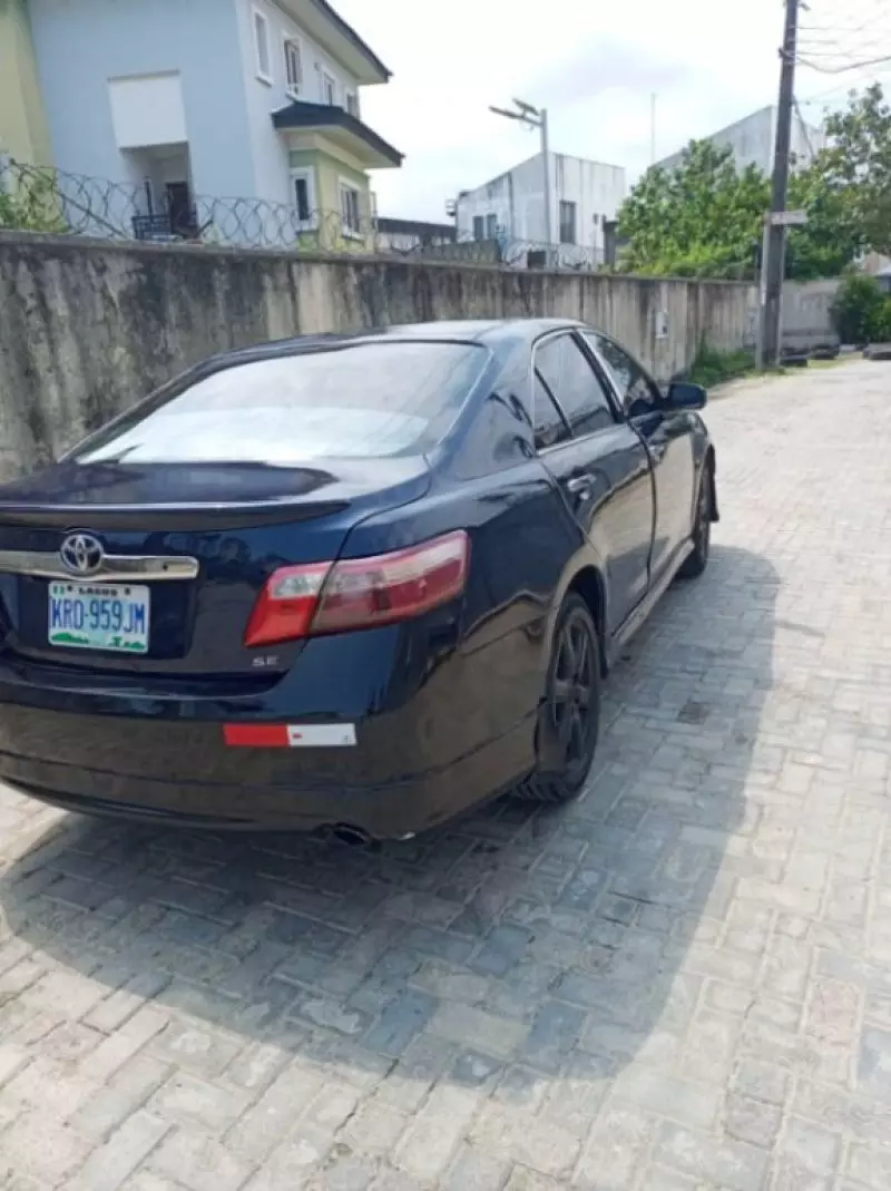 Toyota Camry   - 2008