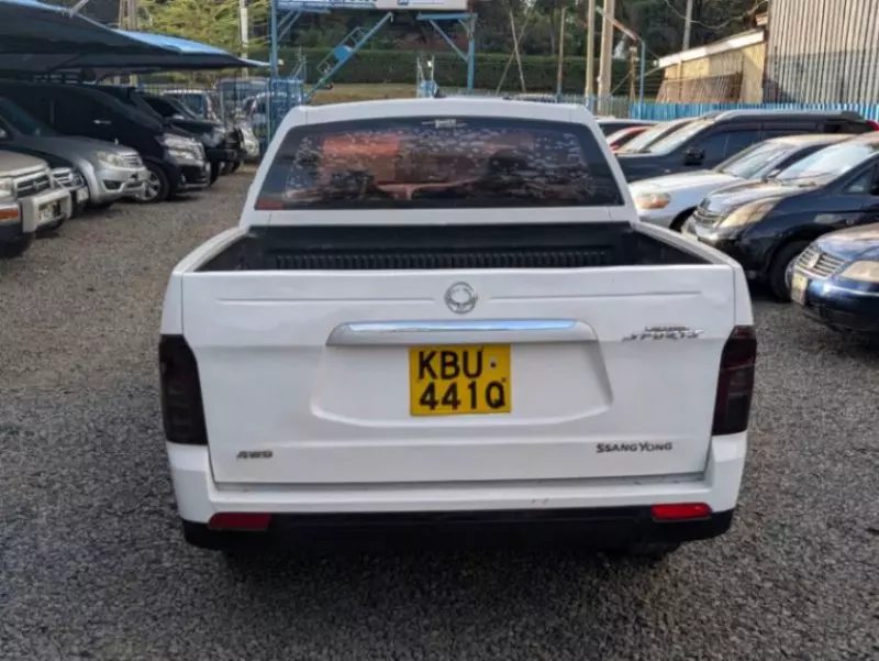 Ssangyong Actyon   - 2012