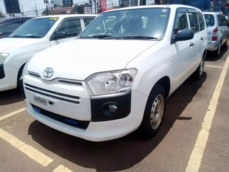 Toyota Probox    - 2016