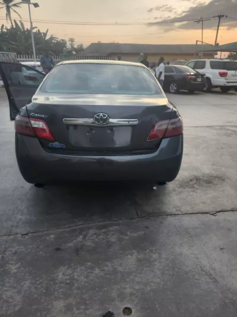 Toyota Camry   - 2008