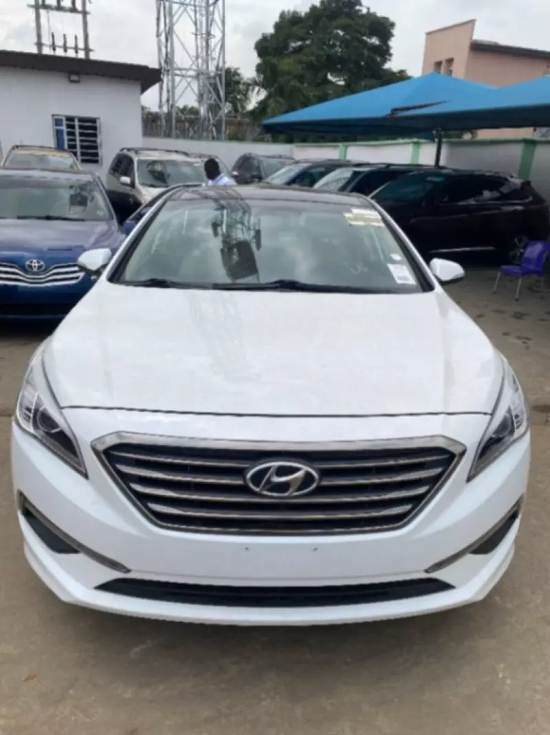 Hyundai Sonata   - 2015