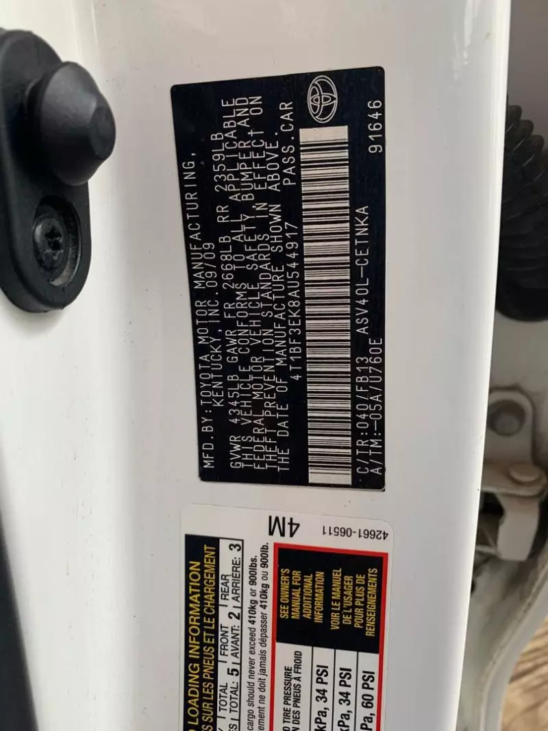 Toyota Camry   - 2010