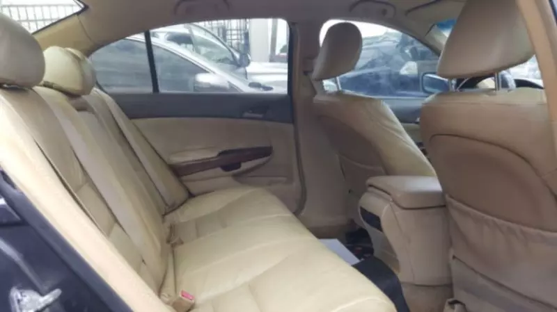 Honda Accord   - 2009