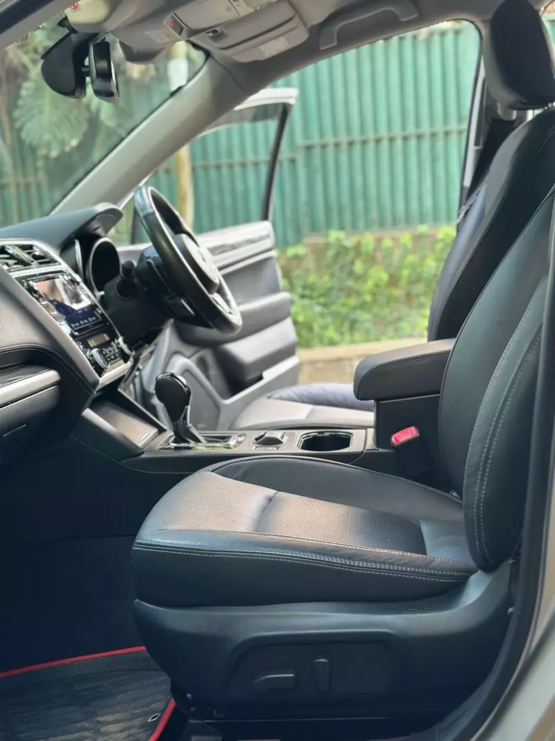 Subaru Outback   - 2018