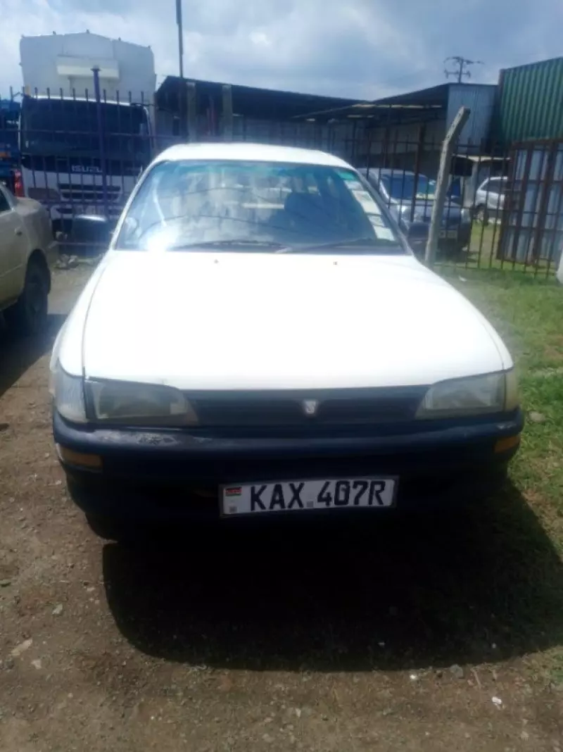 Toyota corolla   - 2000