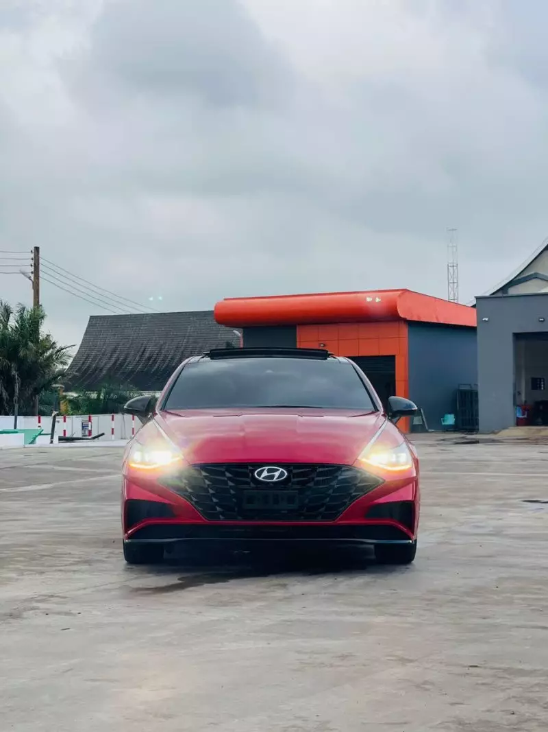 Hyundai Sonata   - 2021