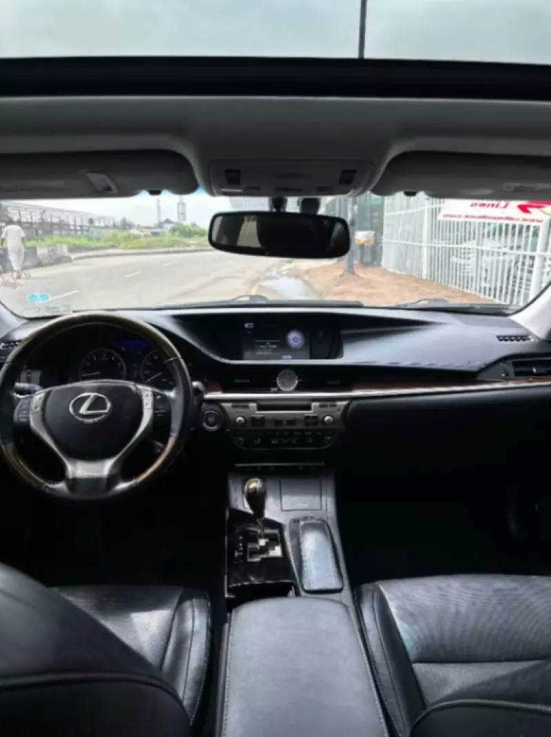 Lexus ES 350   - 2013