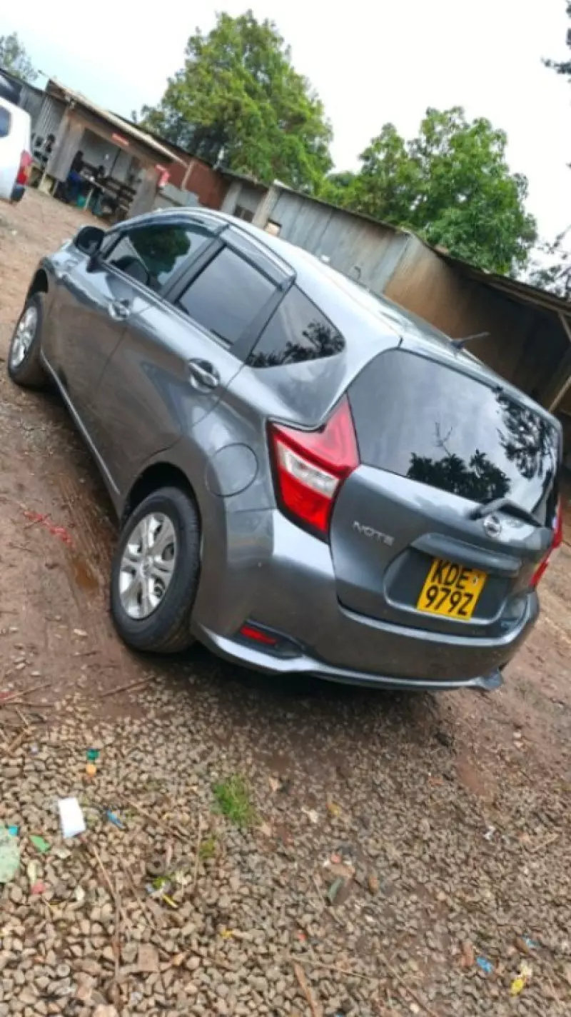 Nissan Note   - 2015