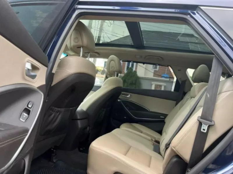 Hyundai Santa Fe - 2017