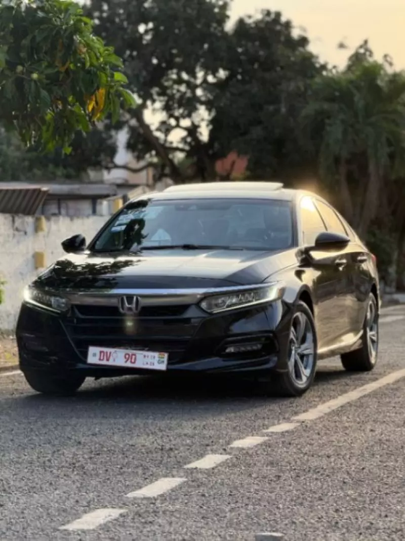Honda Accord   - 2018