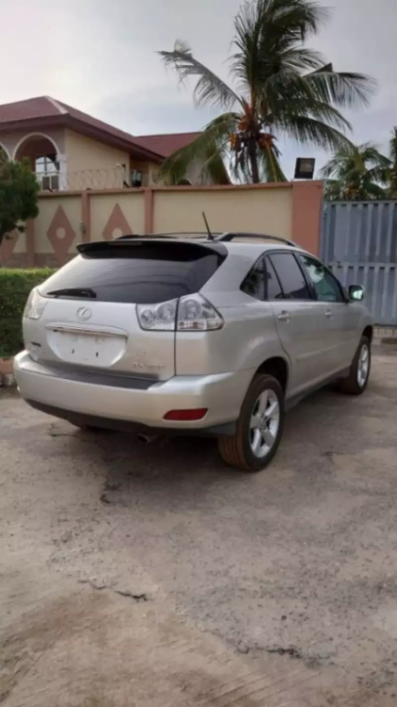 Lexus RX 330   - 2005