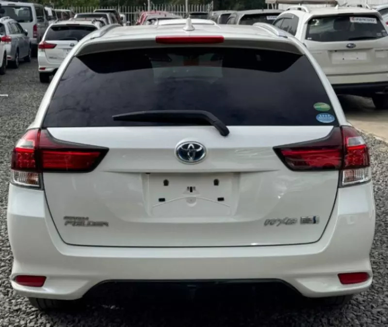 Toyota Fielder    - 2018